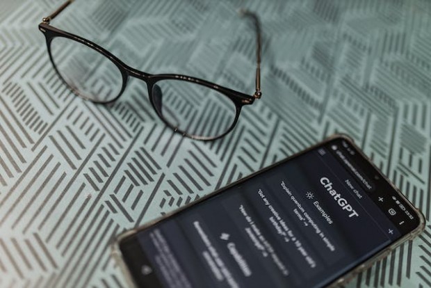 An Eyeglass and a smartphone