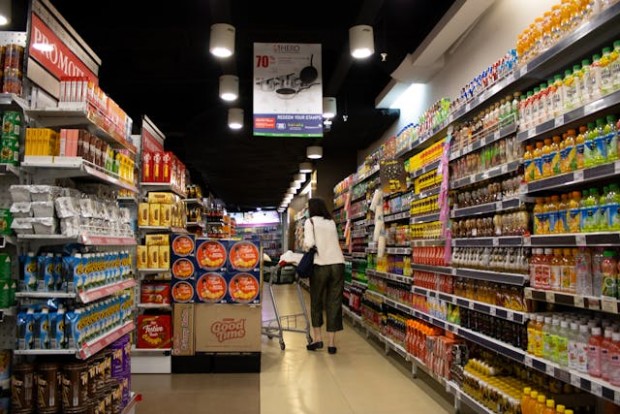Grocery aisle