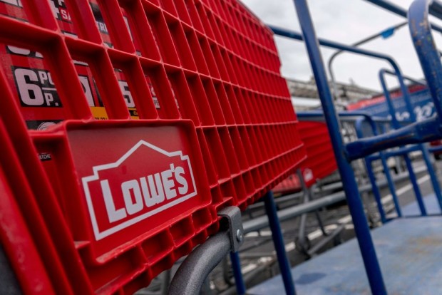 Lowe’s Faces Backlash Over DEI Efforts, Adjusts Policies Amid Activist Pressure