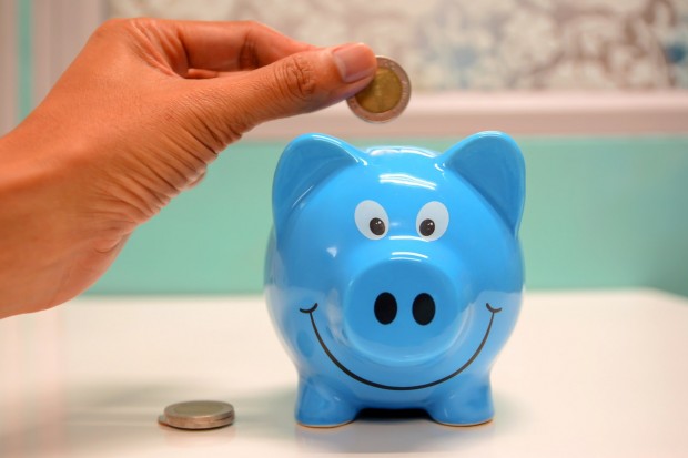 7 Simple Ways to Save Money Each Month