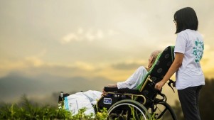 Benefits of Hiring Home Care Services