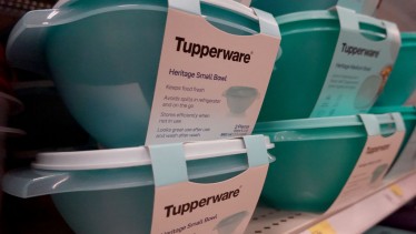 Tupperware Faces Bankruptcy After Violating Debt Terms, Failing to Revive Business